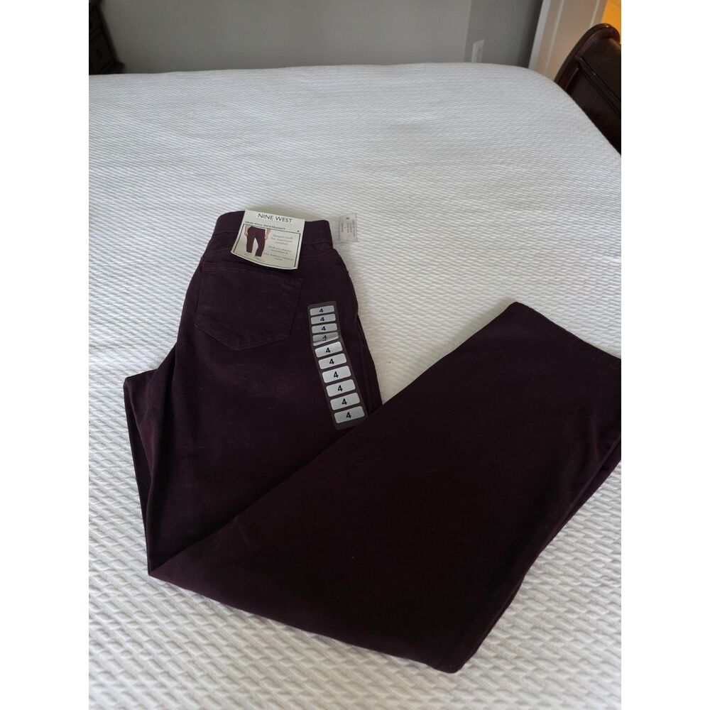 NWT Nine West Heidi Pull-On Straight Leg Pants Burgundy Size 4